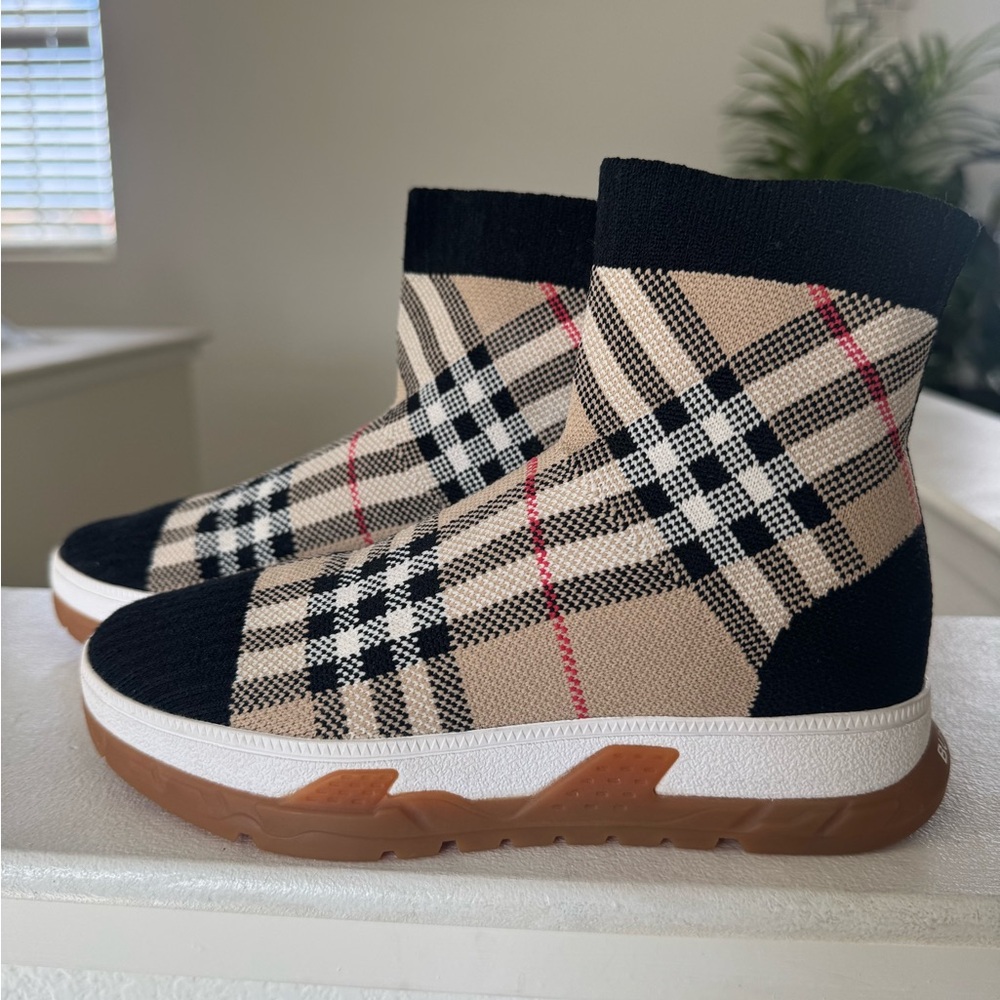 Kid Burberry shoes